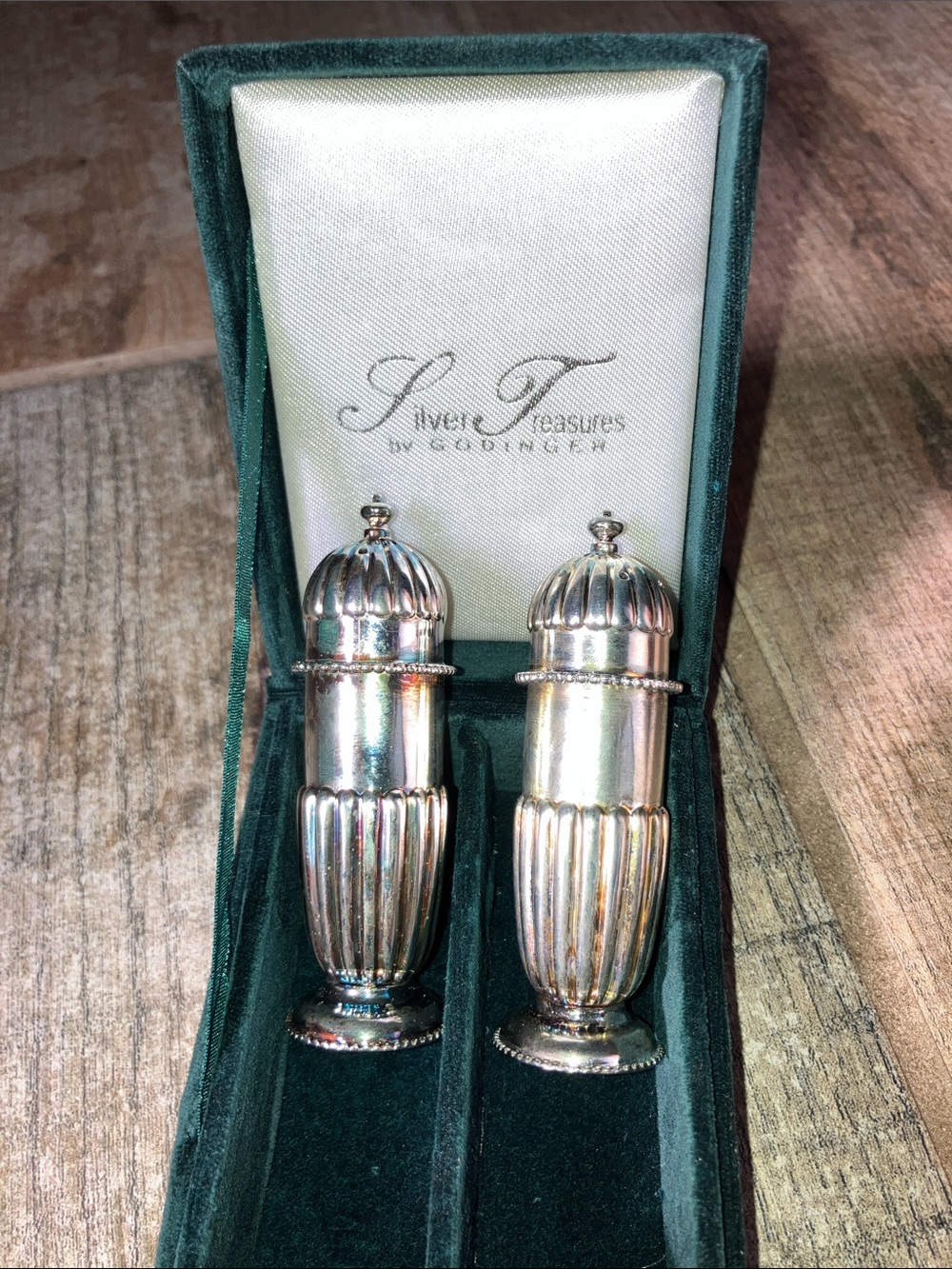 GODINGER VINTAGE Salt and Pepper Shakers - Silver